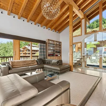 Des Etoiles, Veritable Ski-in Ski-out فييسوناز